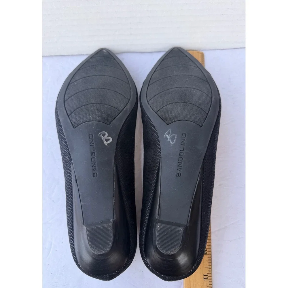 Bandolino Black Studded Pointed Toe Low Wedge Slip On Shoes Sz 8.5M‎